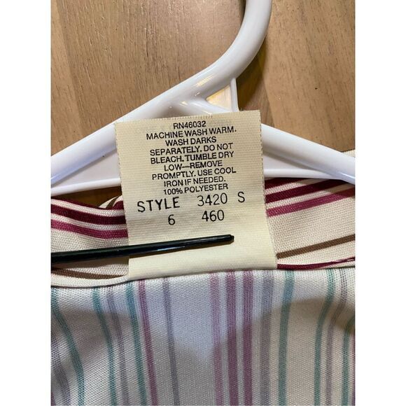 Nikki Women’s Striped‎ Button Up Top - Picture 4 of 6